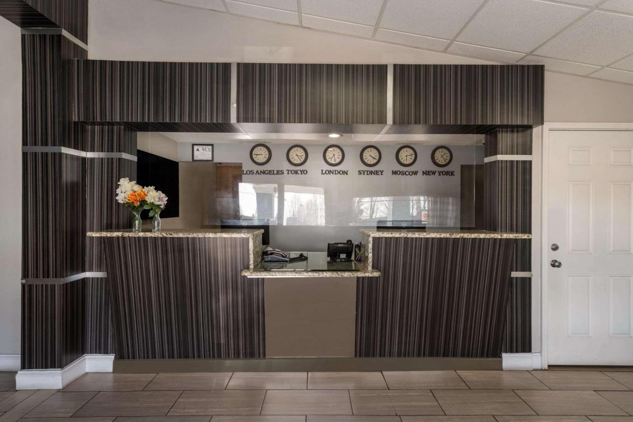 Rodeway Inn Charlotte Airport Area Extérieur photo