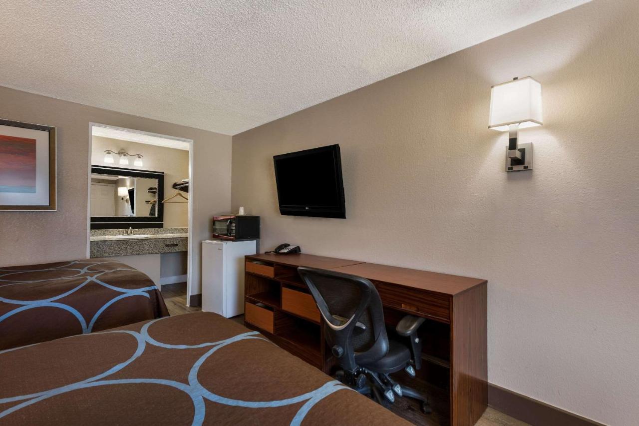 Rodeway Inn Charlotte Airport Area Extérieur photo